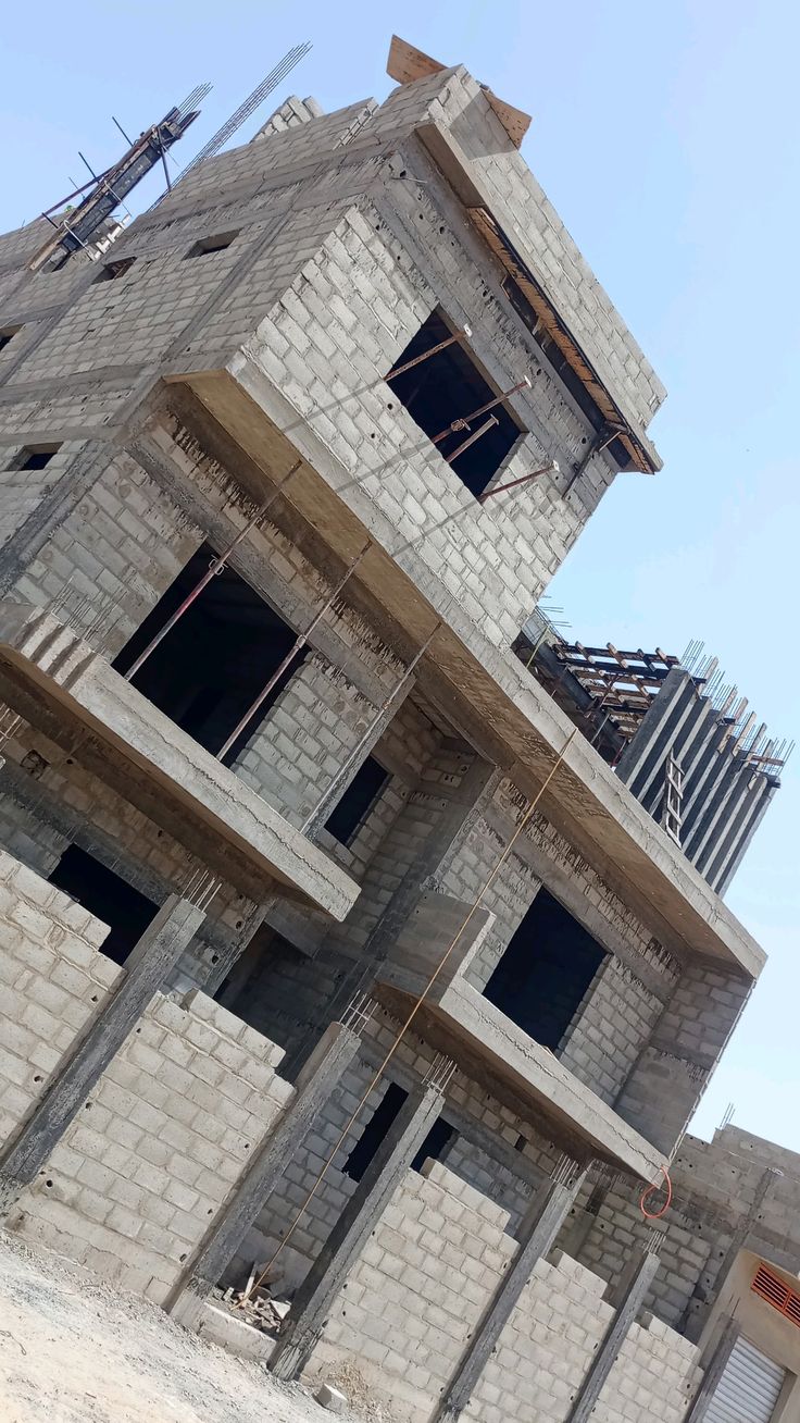 Équipe d'ingénieurs au travail